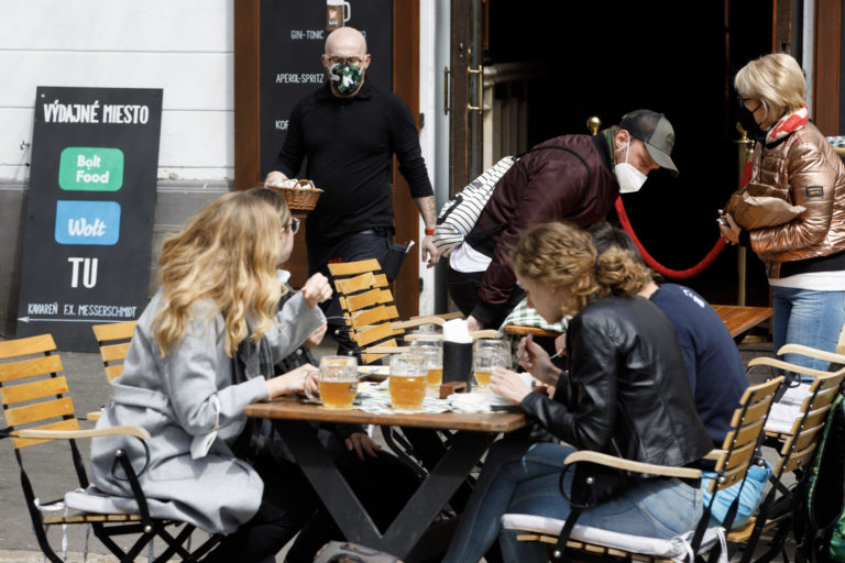 COVID 19: Otvorenie terás gastro prevádzok, reštaurácia