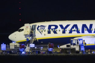 Ryanair, odklon letu, Berlín