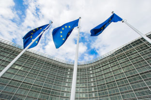 Európska komisia chce posilniť práva SZČO v oblasti kolektívneho vyjednávania