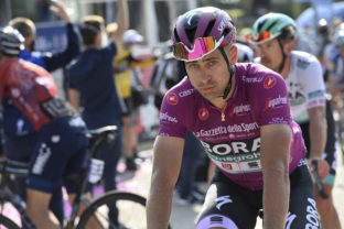 Peter Sagan dostal na pretekoch Giro d'Italia pokutu.
