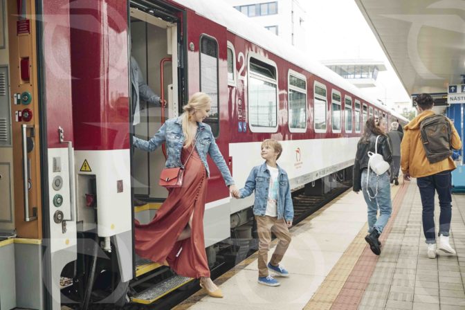 S medzinarodnymi spojmi sa obnovuje aj radenie vybranych voznov. zssk.jpg