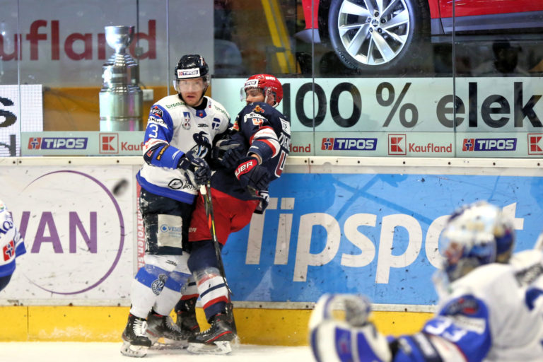 HOKEJ TE: Zvolen - Poprad