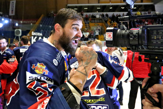 HOKEJ TE: Zvolen - Poprad