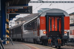 Železničná spoločnosť Slovensko bude rokovať s rezortom dopravy o dofinancovaní.