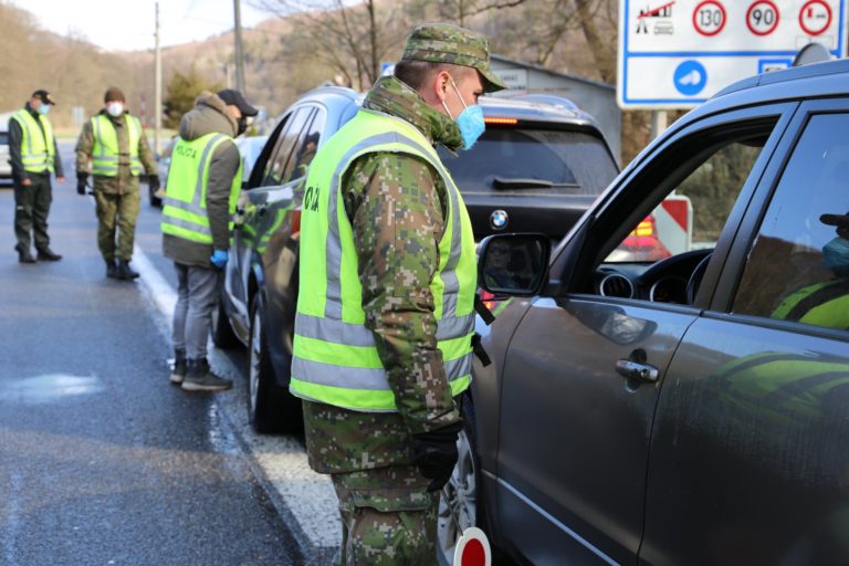 Polícia, hranice, kontroly