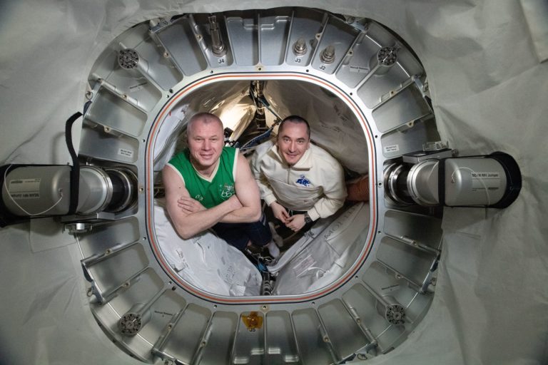 Vesmir, nasa, kozmonauti