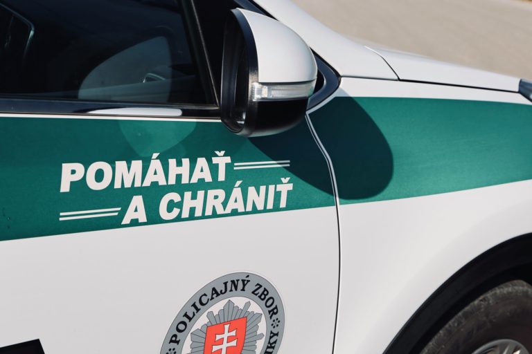 Policajné auto