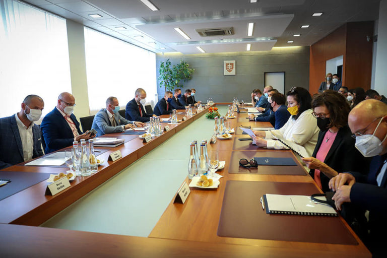 Akčný plán, ministerstvo obrany