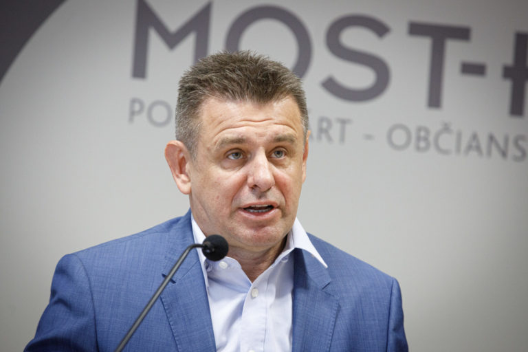 László Sólymos