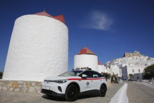 Automobilka Volkswagen bude na gréckom ostrove testovať elektrické vozidlá.