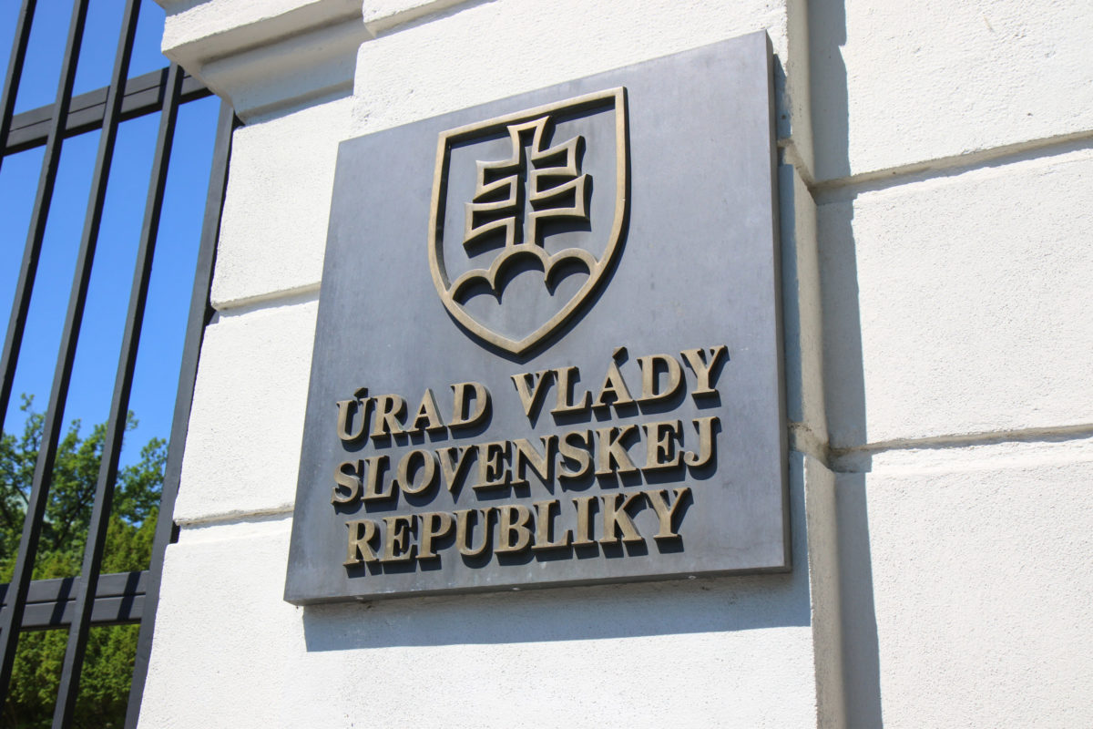 Vláda SR, Úrad vlády