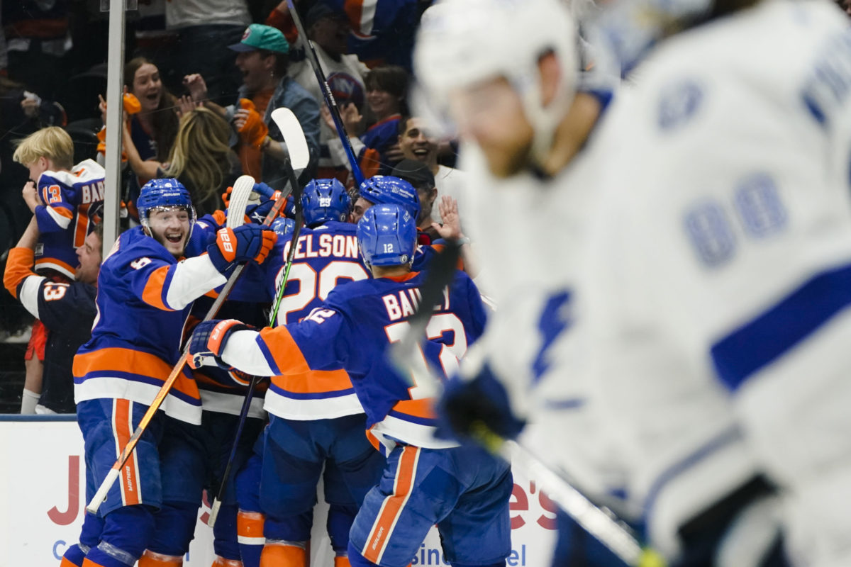 Lightning Islanders