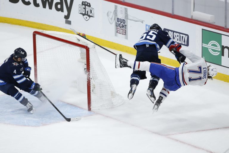 Mark Scheifele, Jake Evans