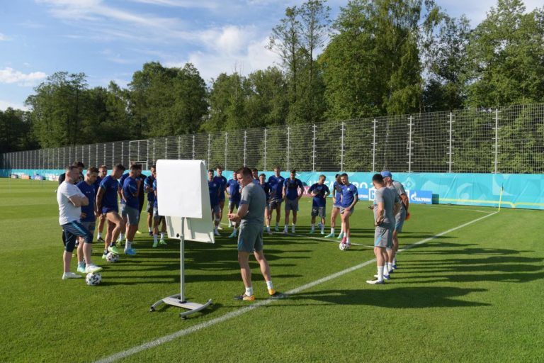 Slovenská futbalová reprezentácia