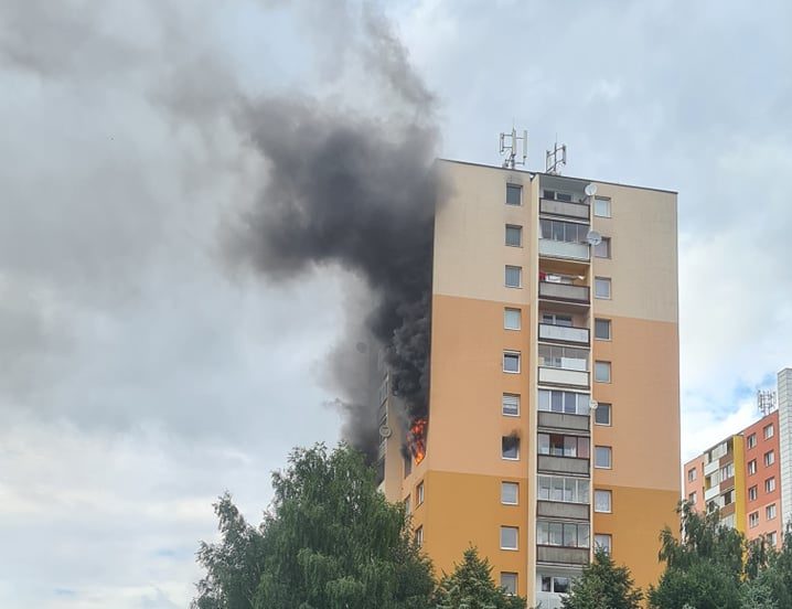 POPRAD: Požiar v bytovke na sídlisku Starý juh