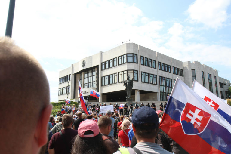 PROTEST: Proti vládnym opatreniam