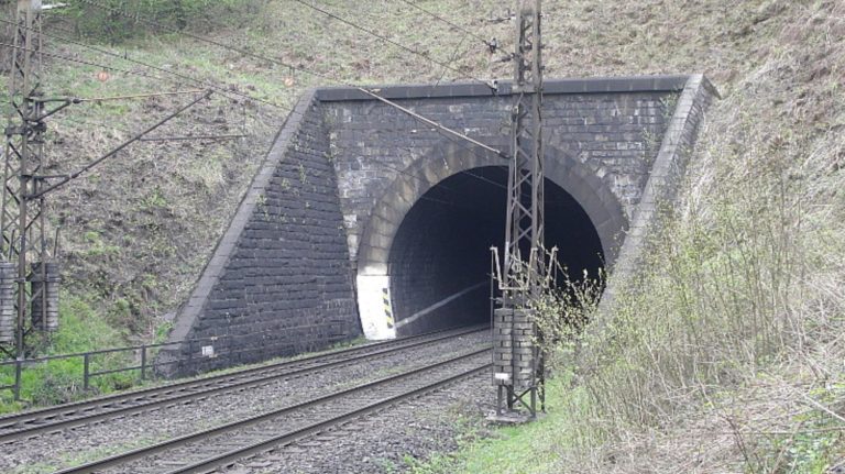 Bujanovsky tunel