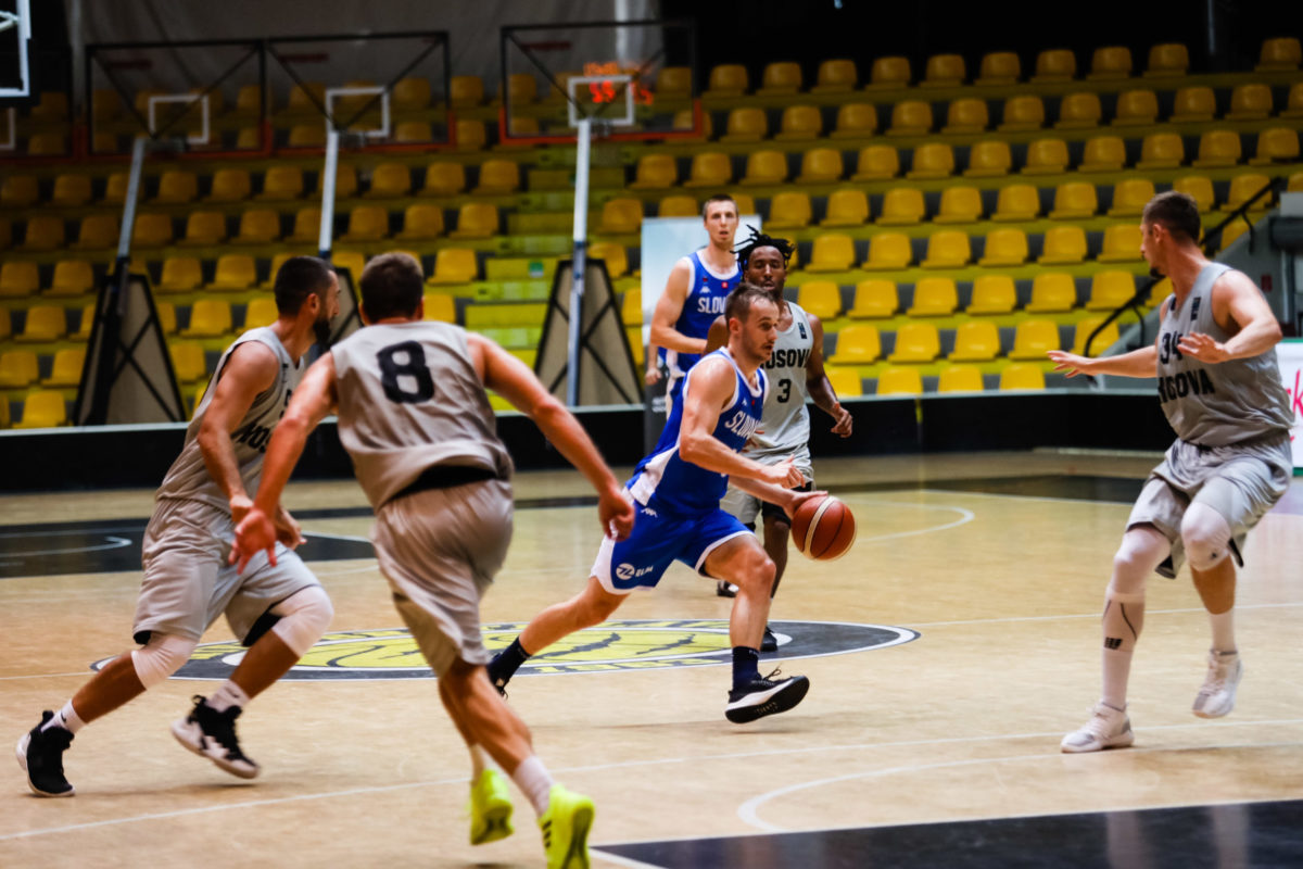Basketbal, Šimon Krajčovič