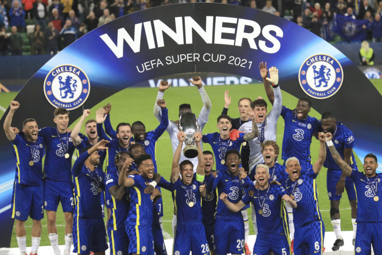 APTOPIX Britain Soccer Super Cup