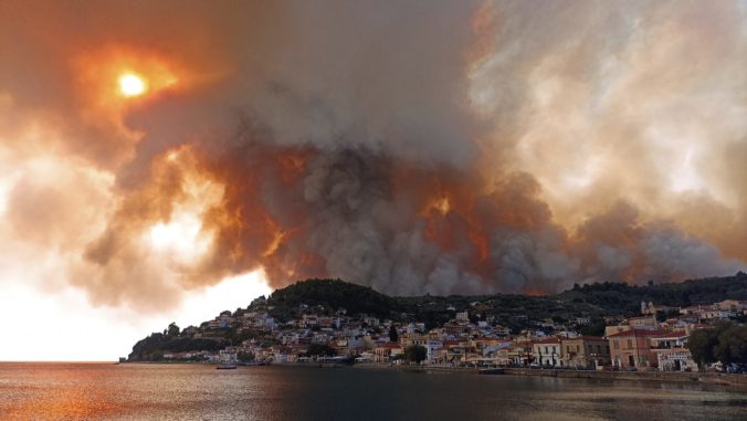APTOPIX Greece Wildfire