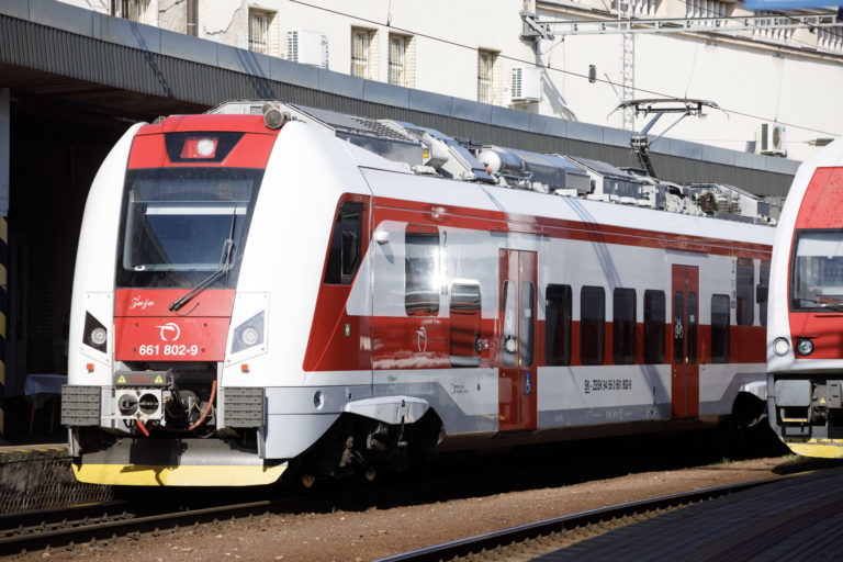 ZSSK: Dostali príspevok 76 284 000 eur