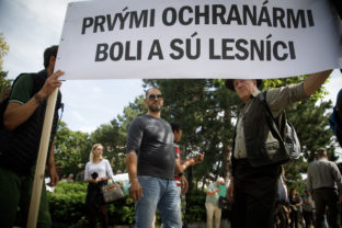 ZHROMAŽDENIE: Proti reforme národných parkov
