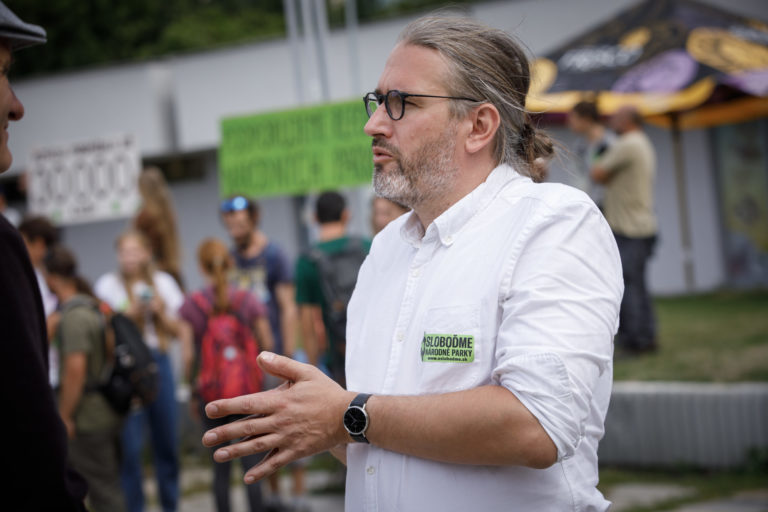 ZHROMAŽDENIE: Na podporu reformy národných parkov