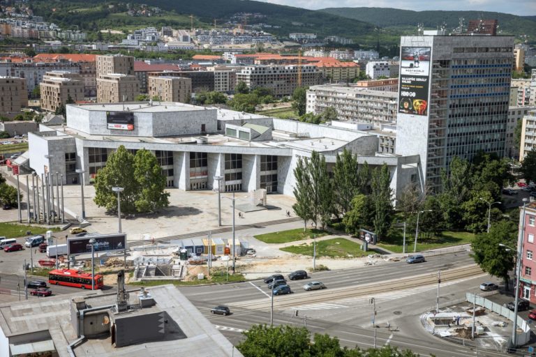 Dom odborov Bratislava