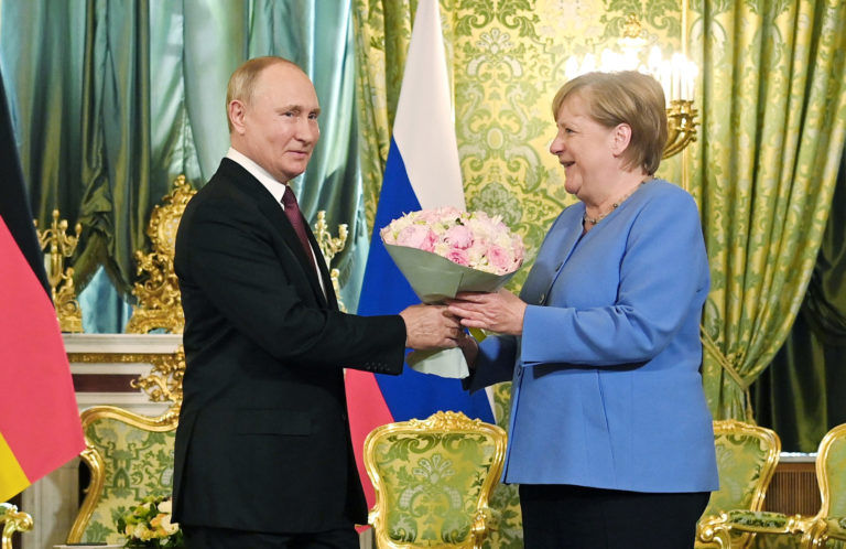Vladimir Putin, Angela Merkelová