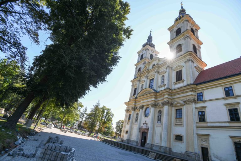 Šaštín: Prípravy na návštevu pápeža Františka
