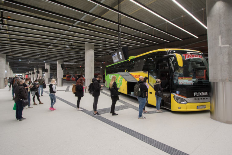 Nová autobusová stanica Nivy