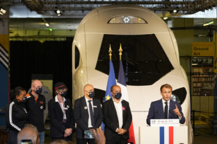 Macron, vlak TGV