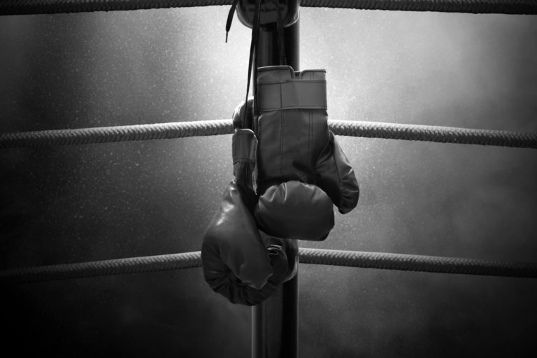 Box, boxerské rukavice.