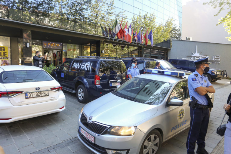 Kosovo, protest proti Osobitnému súdu pre Kosovo