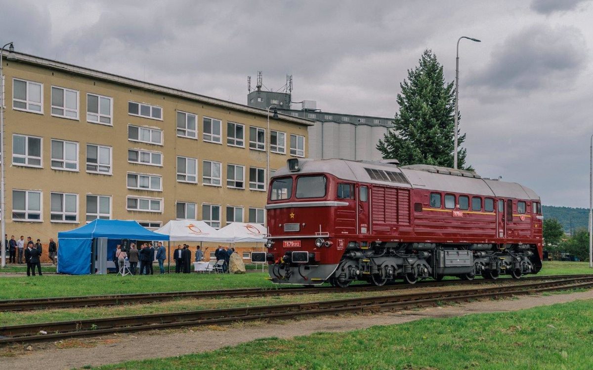 Podpis zmluvy prebiehal v areali rusnoveho depa v humennom.jpg