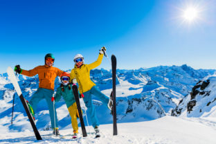 Ski,Area,With,Amazing,View,Of,Swiss,Famous,Mountains,In
