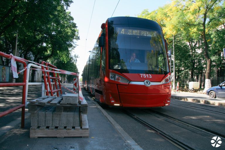 Dopravný podnik Bratislava, električka,