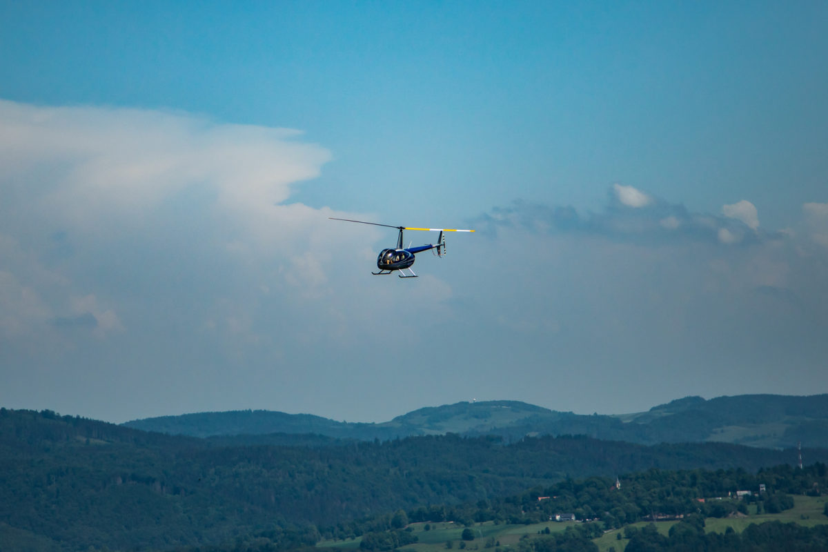 Vrtuľník Robinson R44