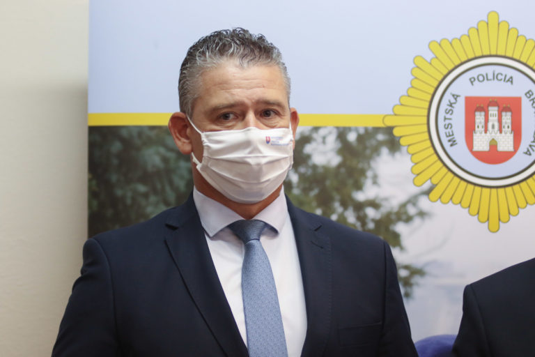Roman Mikulec, polícia