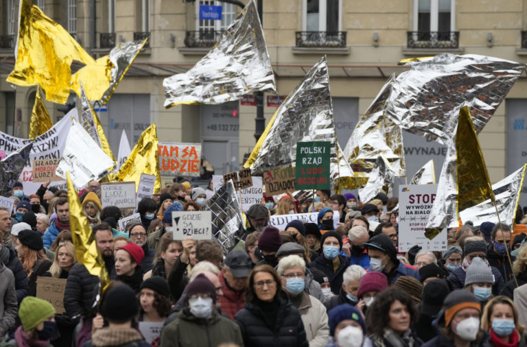 Protest, demonštrácia, migranti