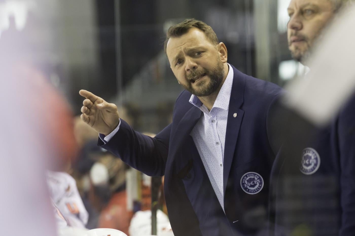 Podkonický mení pôsobisko, asistent trénera Ramsayho mieri do KHL