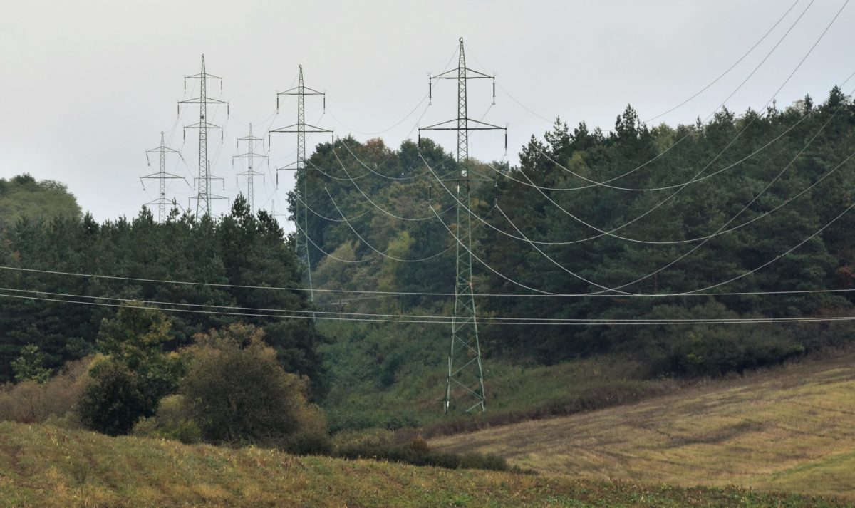 Elektrické vedenie, elektrina