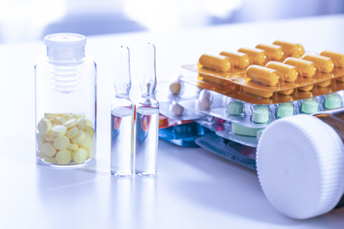 Laboratórium, tabletky, výskum