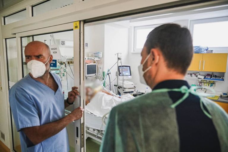 Heger navsteva nemocnica poprad koronavirus lockdown.jpg