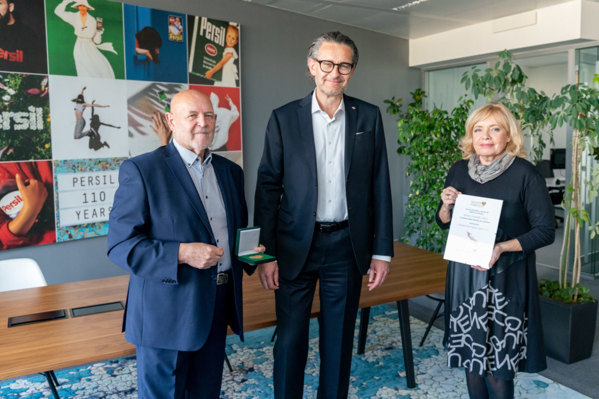 Henkel slovensko_senior friendly_03.jpg