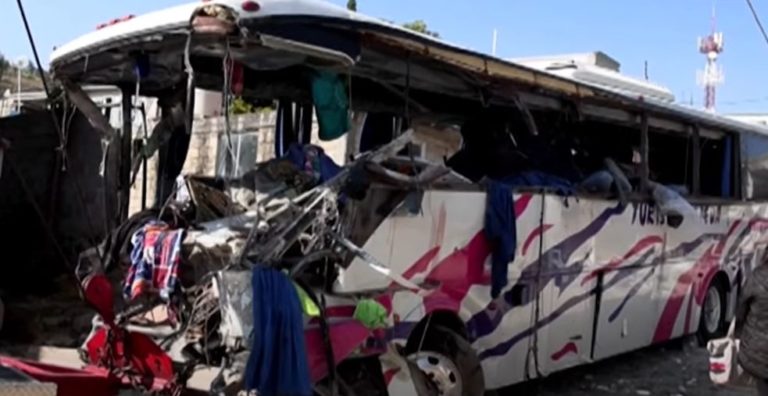 Nehoda autobusu.jpg