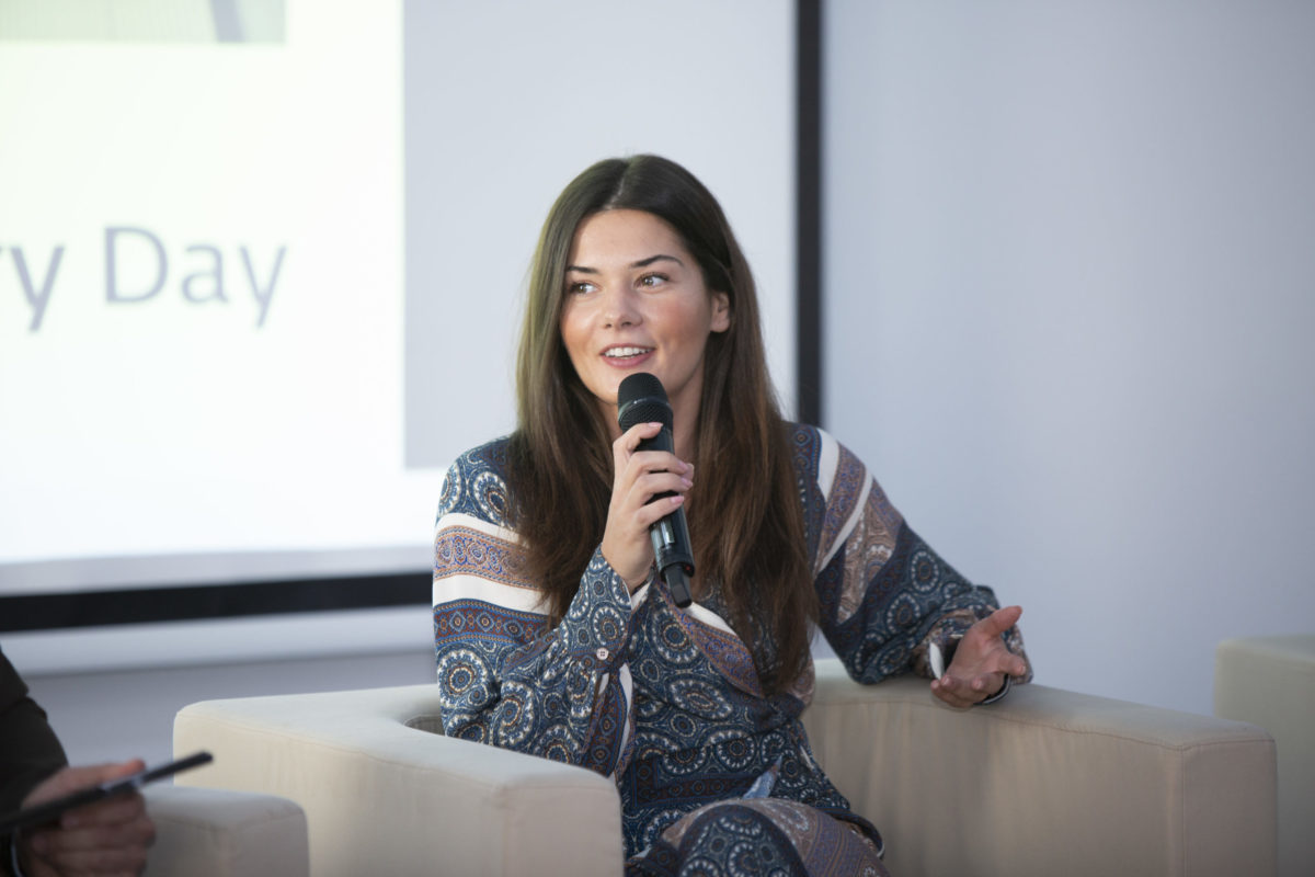Simona frantova ng aviation.jpg