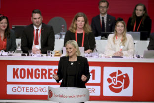 Sweden Politics Sweden's Minister of Finance Magdalena Andersson delivers a speach after being elected to party chairman of the Social Democratic Party at the Social Dedmocratic Party congress in Gothenburg, Sweden, Thursday, Nov. 4, 2021. Andersson has been elected new chairman of the ruling Social Democratic Party and replaced Stefan Lofven who is also stepping down as the country’s prime minister. Thursday's appointment of the 54 year old came ahead of next year’s general election.
