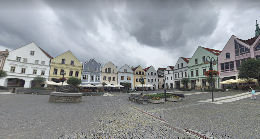 Zilina namestie mesto kraj.jpg