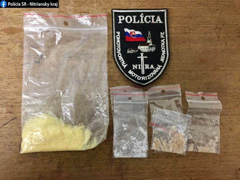 Drogy, polícia
